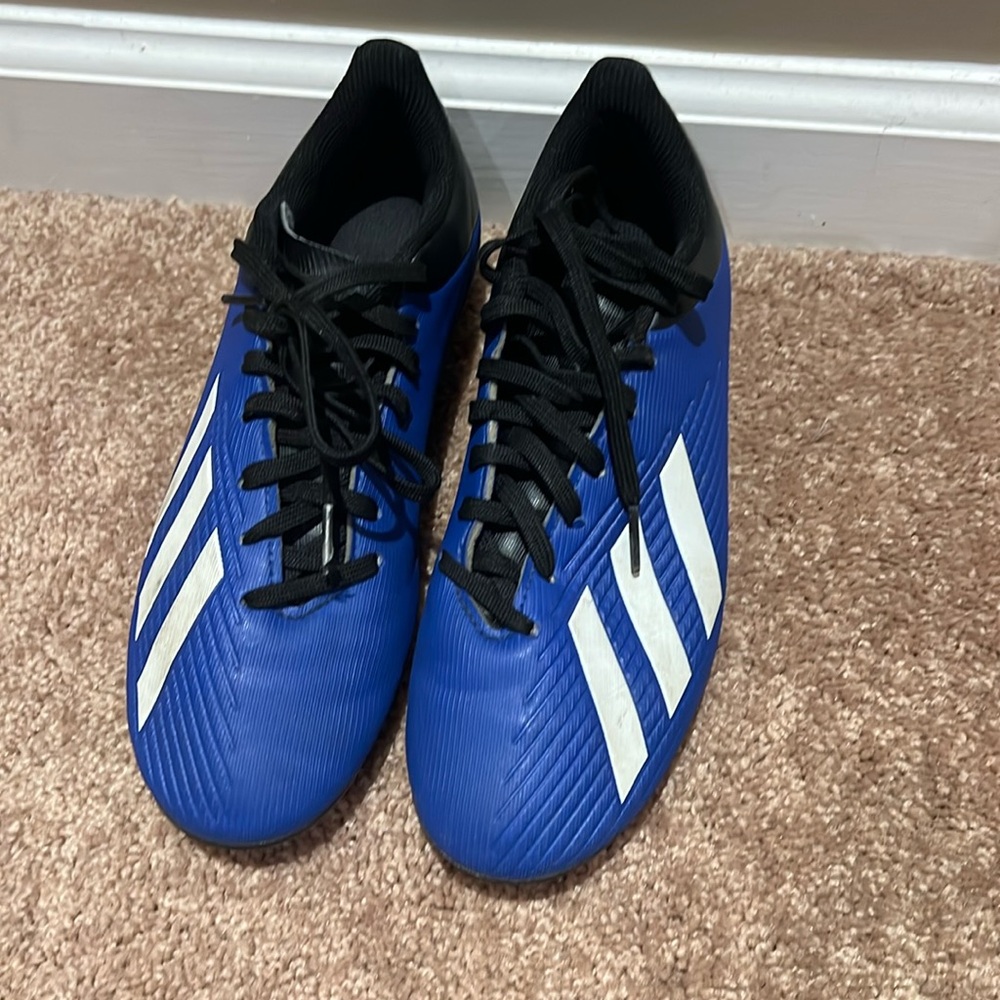 Adidas cleats (size 7)